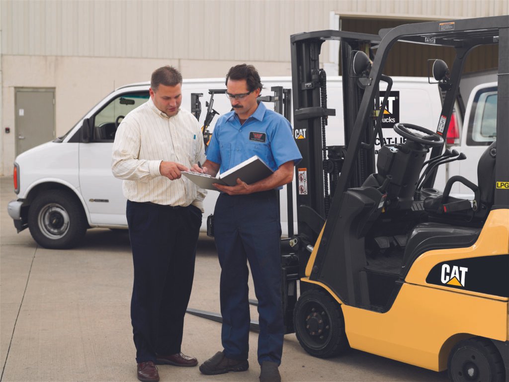 CAT Forklift with Men